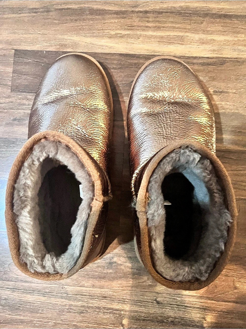 Emu Australia Classic Metallic Sparkle Faux Fur Lined Slippers in Mettalic brow